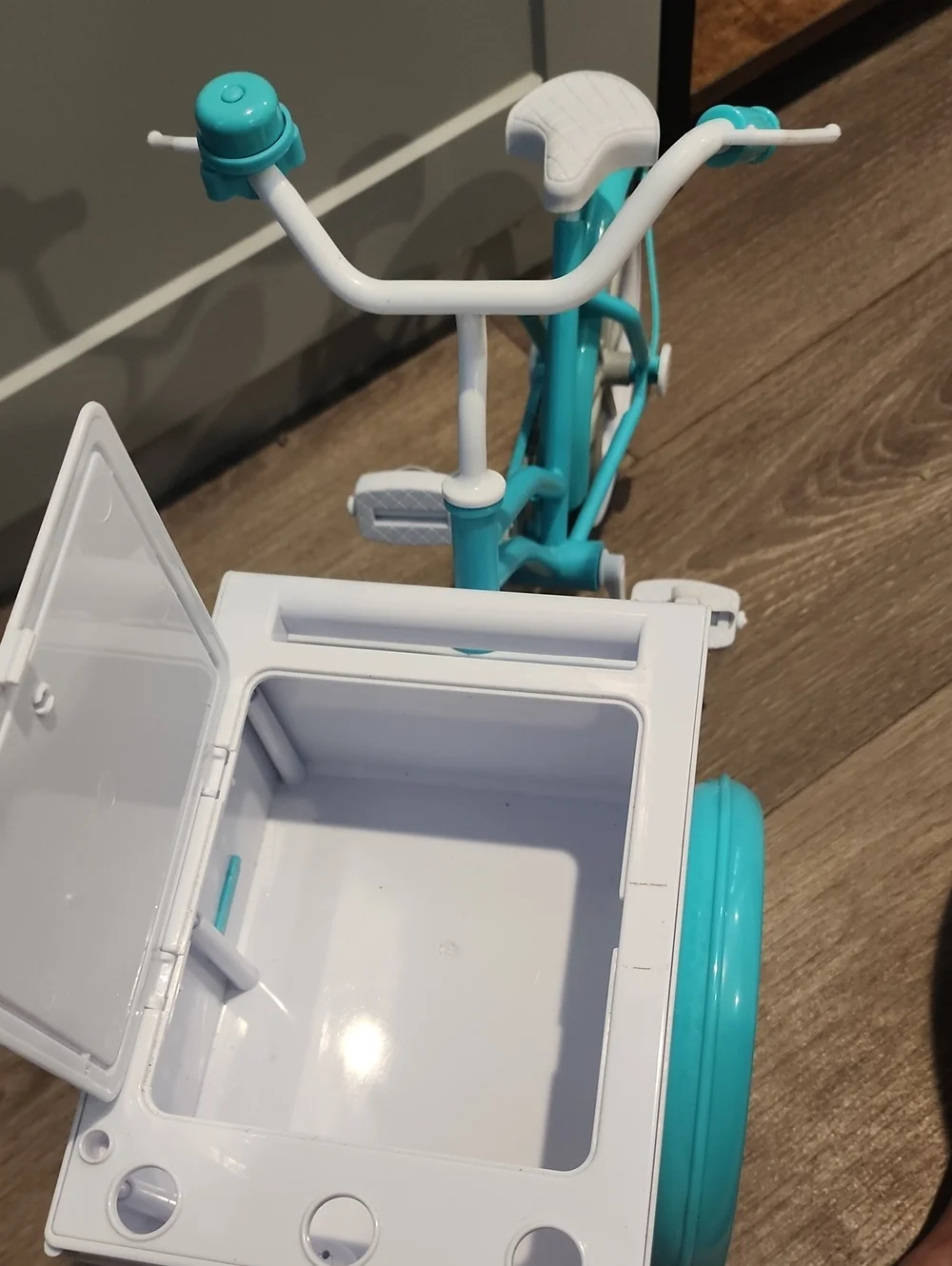 18in Food Delivery Tricycle Toy